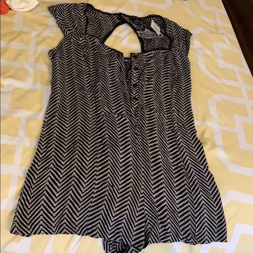 Black and off white romper
